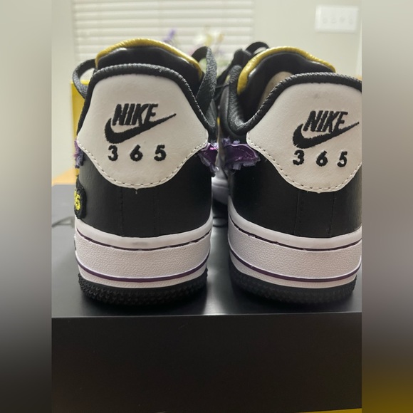 NWT Custom Limited Edition Nike AF1’s Wmn Size 5 - Picture 7 of 12